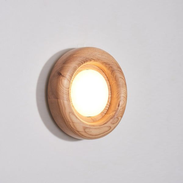 Minimal Round Wooden Wall Light with Diffuser (Single Piece)